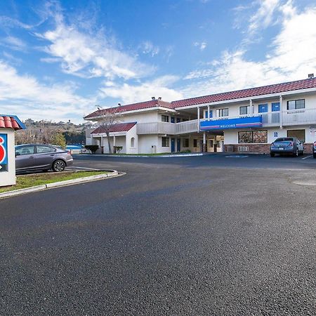 Motel 6 Vallejo - Maritime North Bagian luar foto